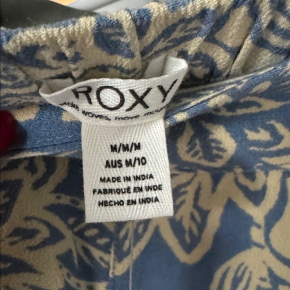 Roxy Blue and Cream Floral High Waist Shorts - Picture 4 of 5